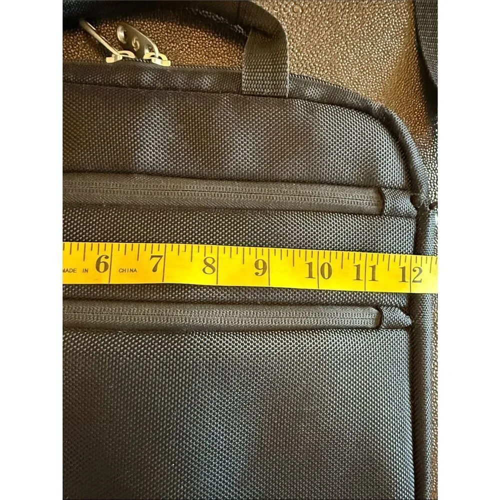 Samsonite Black Men's Messenger Crossbody Bag travel bag medium sized